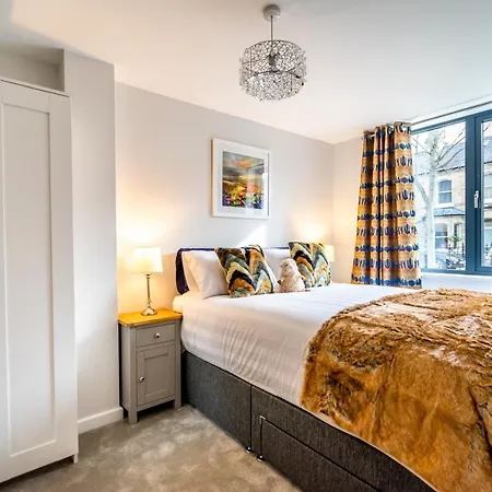 Apartment 6 St Johns Mews