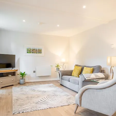 6 St Johns Mews York